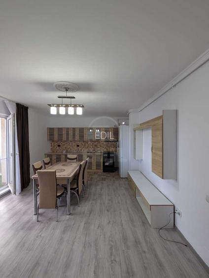 Inchiriere Apartament 3 camere semidecomandat, 62 mp, Sesul De Sus