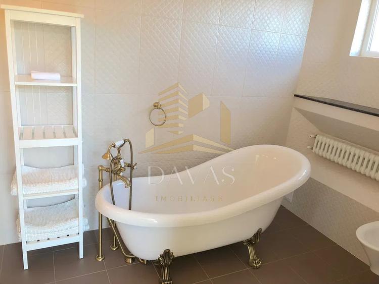 Penthouse |LUX| pe 3 nivele 210 mp garaj+ 3 locuri de parcare incluse in preț
