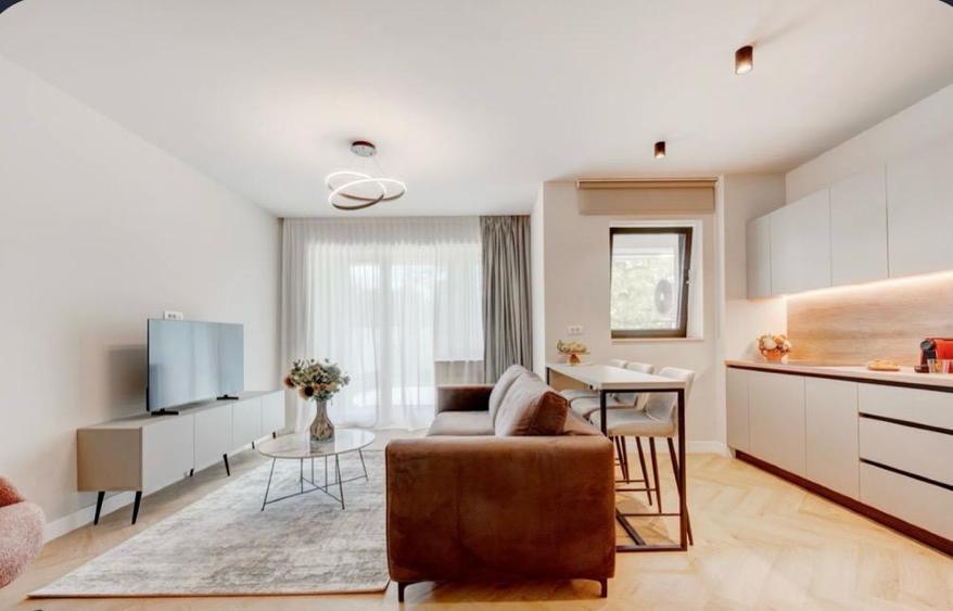 NOU / PRIMA INCHIRIERE /GRADINA PROPRIE