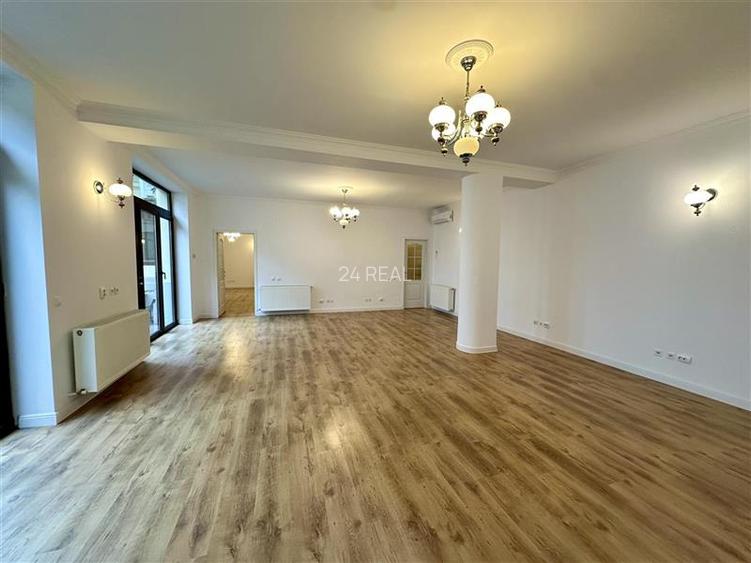 Spatiu de inchiriat in vila interbelica - 117 mp - 7