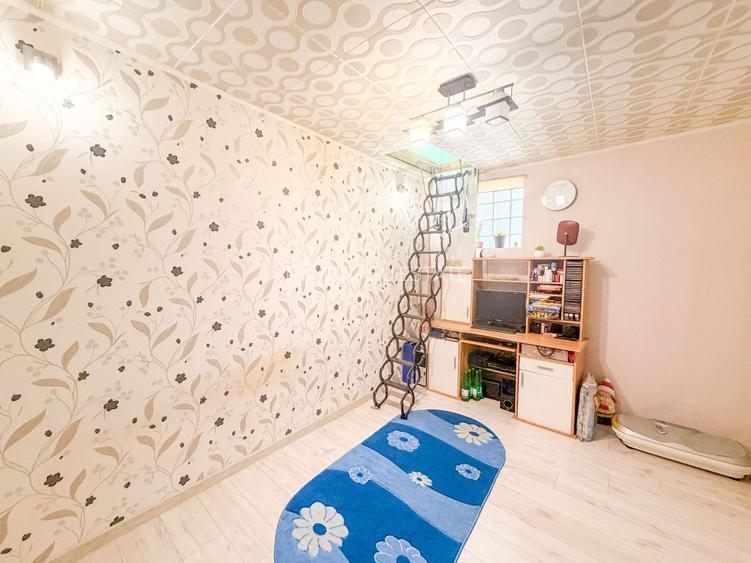 Casă de vânzare 2 camere  Mansarda + Pivnița - Belvedere - 4