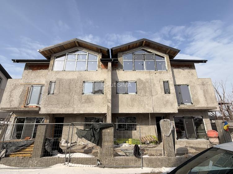 Casă la gri 4 camere P+1+M  125 mp – com. Berceni central, 94.500 euro - 2