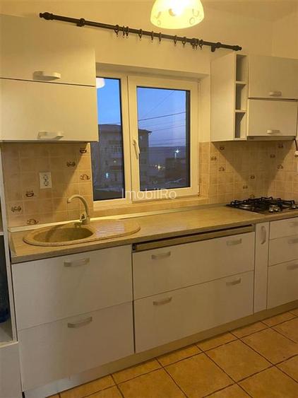 Apartament la casa + curte, 4 + camere - Valea Lupului/Deosebit (pret neg.) - 9