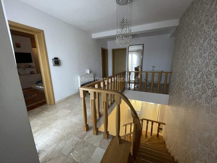 VILA P+1, Su = 350 mp.Teren 2000 mp + ANEXA,la DN 65- Valea Mare - 20