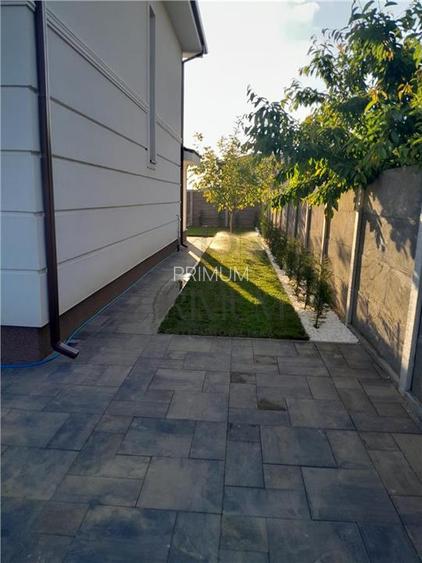 Duplex individual- zona excelenta -  gata de mutare- curte amenajata - despartit - 6