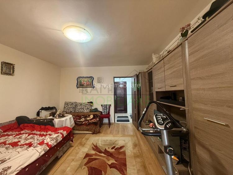 Garsonieră renovată 2023, mobilată modern, centrală proprie, Astra - 2