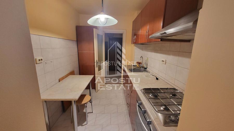 Apartament decomandat,3 camere,etaj 1 Torontalului - 4