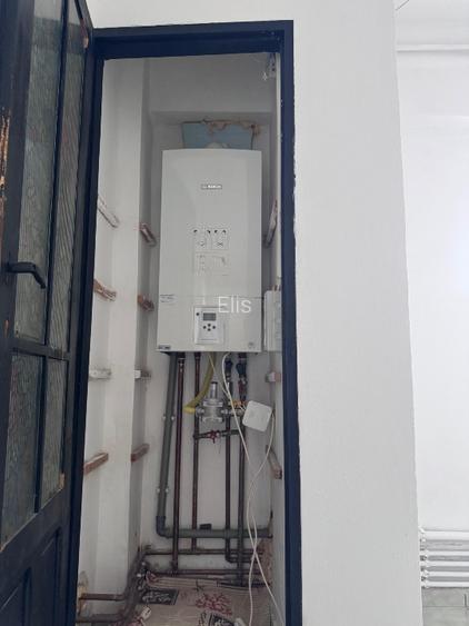 Proprietar vând apartament cu 2 camere, situat în Arad, zona Calea Aurel Vlaicu - 16