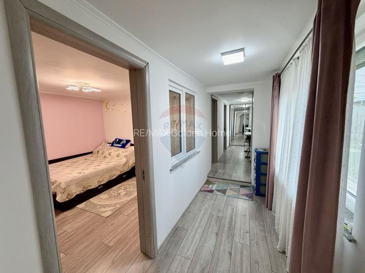 Casă / Vilă cu 4 camere de vânzare în zona Central - 27