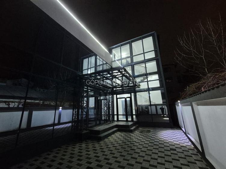 Oportunitate investitie - Vila renovata cu chiras in zona Bucurestii Noi - 2