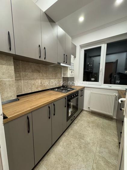 Inchiriez garsoniera mobilata, dispune de suficiente spatii - 2