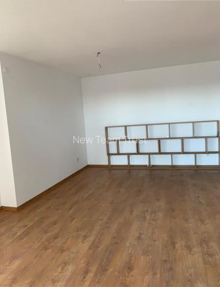 Vanzare  Spatiu Comercial Afumati - 3