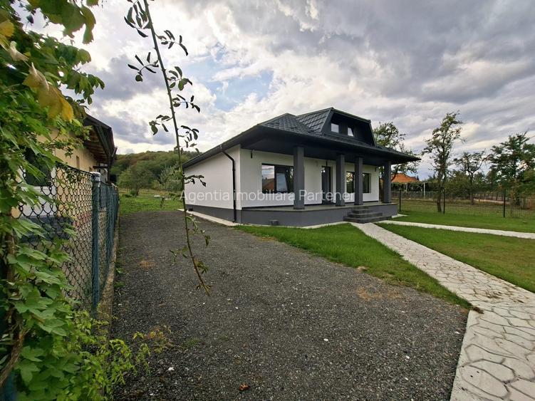 Casă / vilă com. Băiculești / jud. Argeș , construcție NOUĂ / "La Cheie" ! - 21