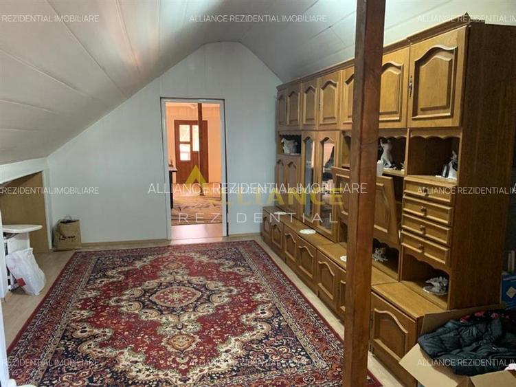 Casa superba la poalele muntilor - 8