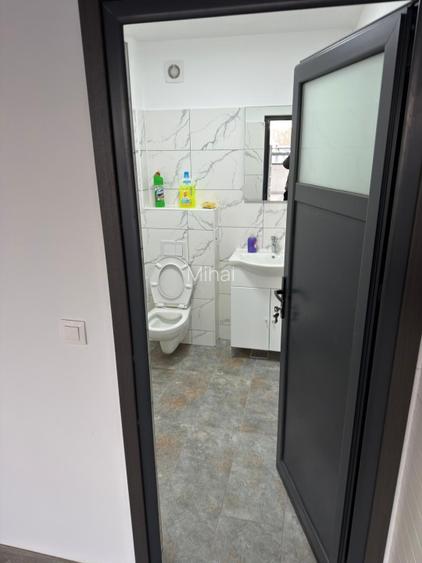 Spațiu comercial de închiriat Bd. Basarabia 64, etaj 2, acces dublu, 225mp - 12