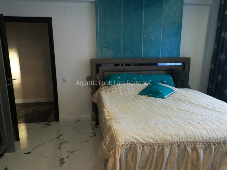 Penthouse cu 5 camere decomandat în Prundu - 30