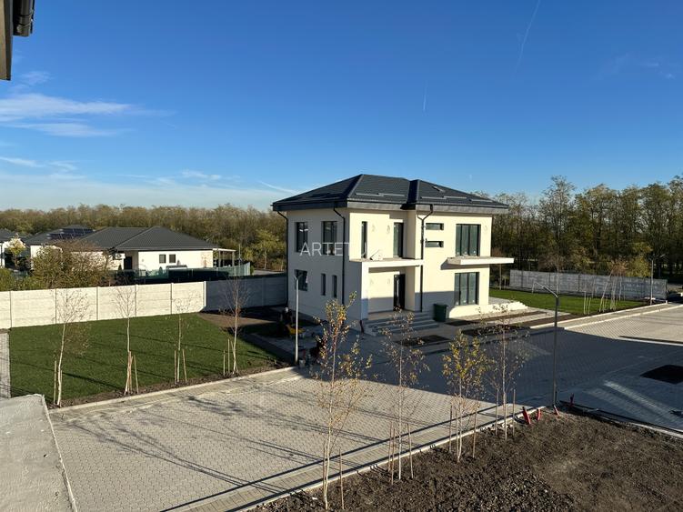 Ultima VILĂ la OFERTĂ  – preț special 210.000 € + TVA! - 33