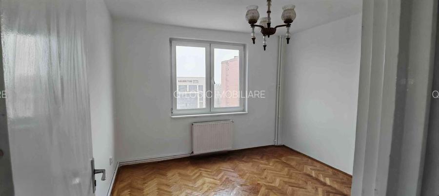 Apartament 3 camere liber la vanzare zona Calea Bucuresti - 3