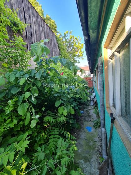 Vanzare proprietate, in Galati, langa Spitalul Militar, sup.teren 712 mp - 3