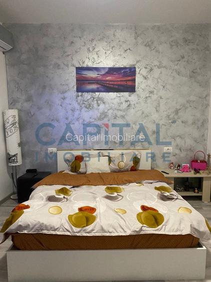 Constructie cu 3 apartamente + teren+ 2 spatii comerciale - 7