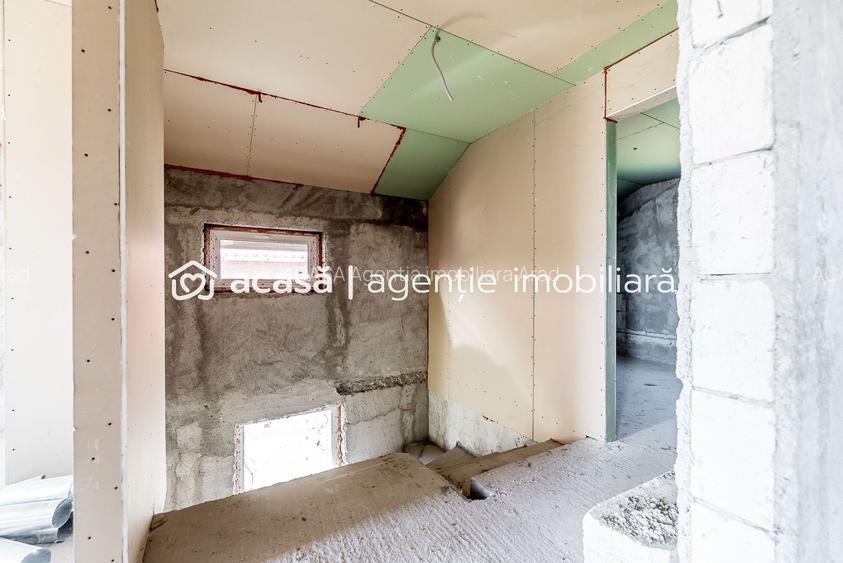 🏡 Casă P+1 la gri | 239 mp construiți | Călugareni -14 km de Arad - 10