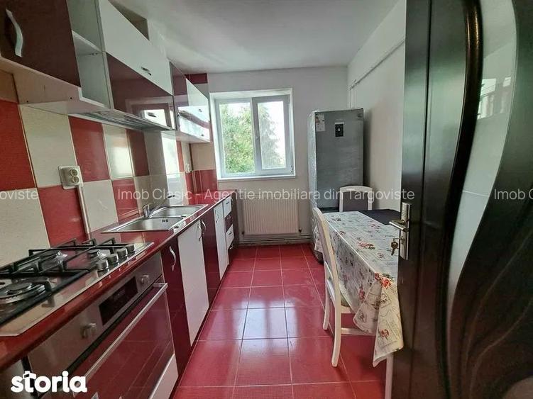 🏡 Aleea Trandafirilor, Târgoviște, etaj 3/4, vânzare apartament 2 camere - 3
