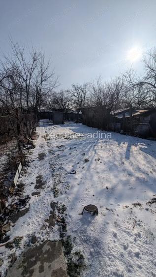 teren si casa batraneasca de vanzare - 4