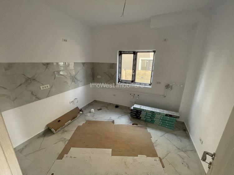 Giroc-Bld. Aviatiei | 5 camere | 3 bai | Bucatarie inchisa - 4