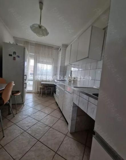 DE VANZARE I APARTAMENT 3 CAMERE I DECOMANDAT I ETAJ 1 I CENTRU I 73 MP I - 5