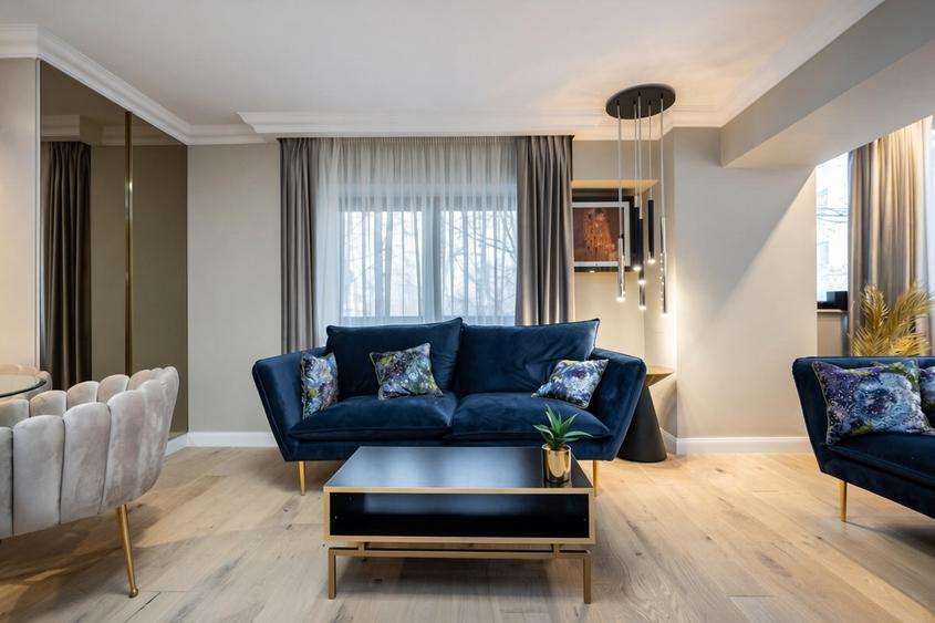 Închiriere Apartament 4 camere în Victoriei Lux la 2 min de metrou