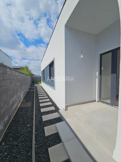 Duplex pe parter despartit  prin dressing - 3