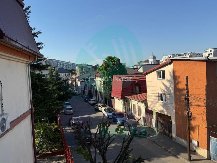 Bloc NOU langa parc si metrou cu loc de parcare si boxa - 6