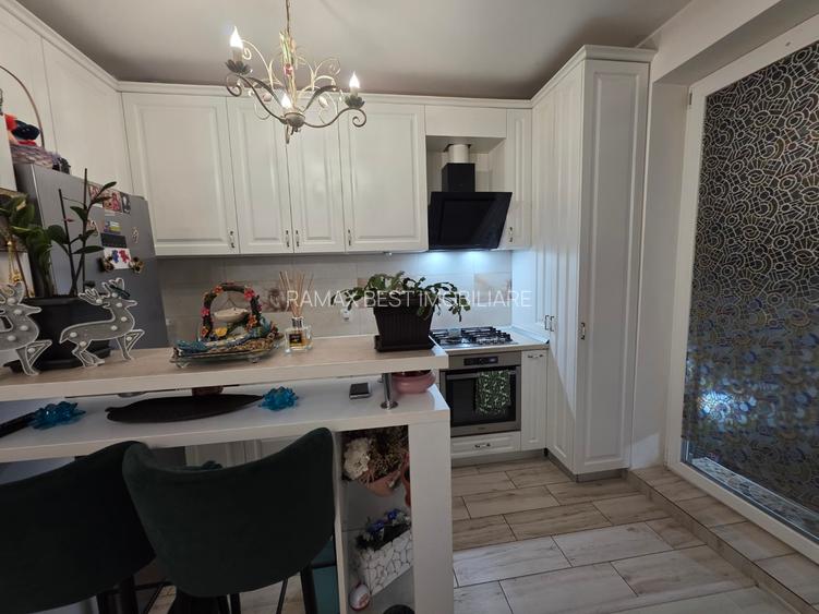 Titanul Nou, Nicolae Teclu, pe Drumul Gura Crivatului, centrala, parcare - 3