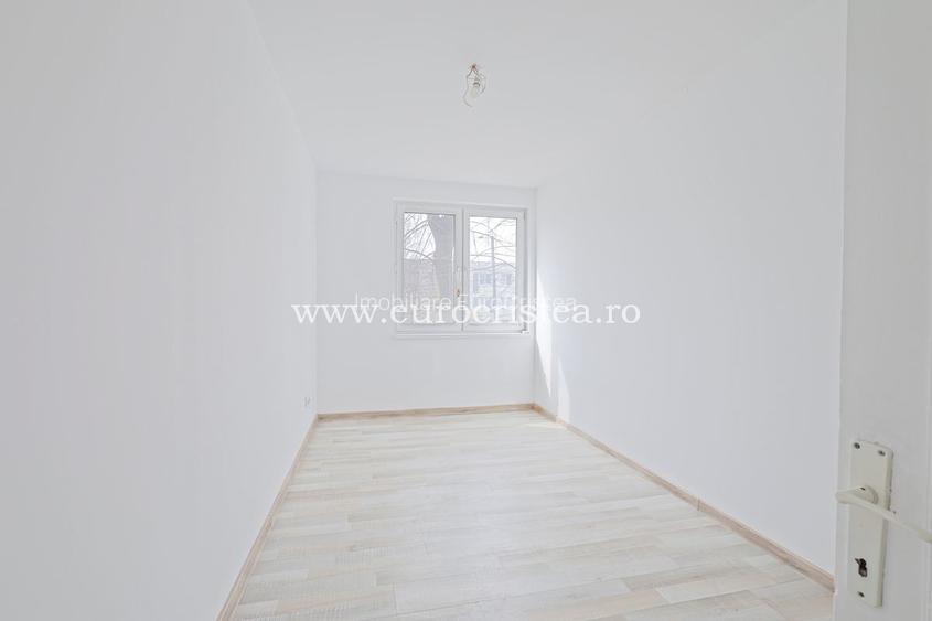 Apartament cu 4 camere de vânzare în Centru Vechi, Mangalia - 300m de plajă - 6