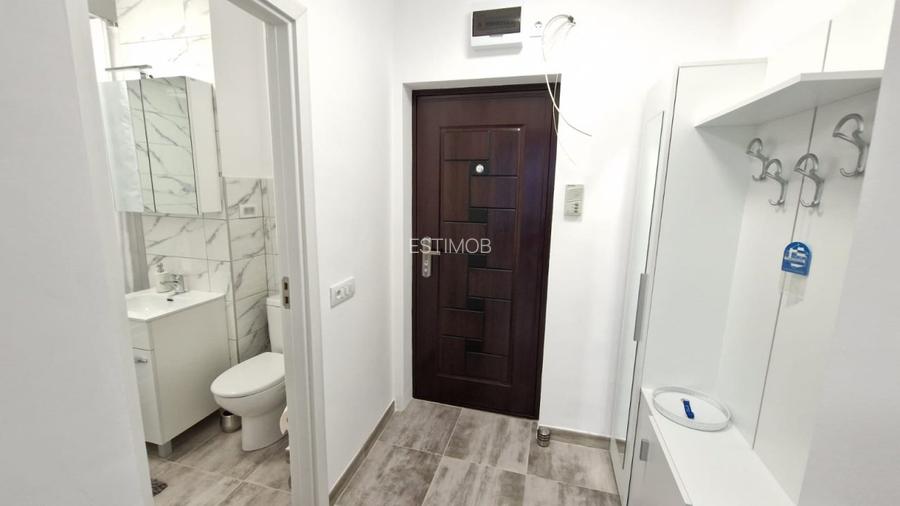 Inchiriere Garsoniera cocheta zona Coresi Tractorul - 18