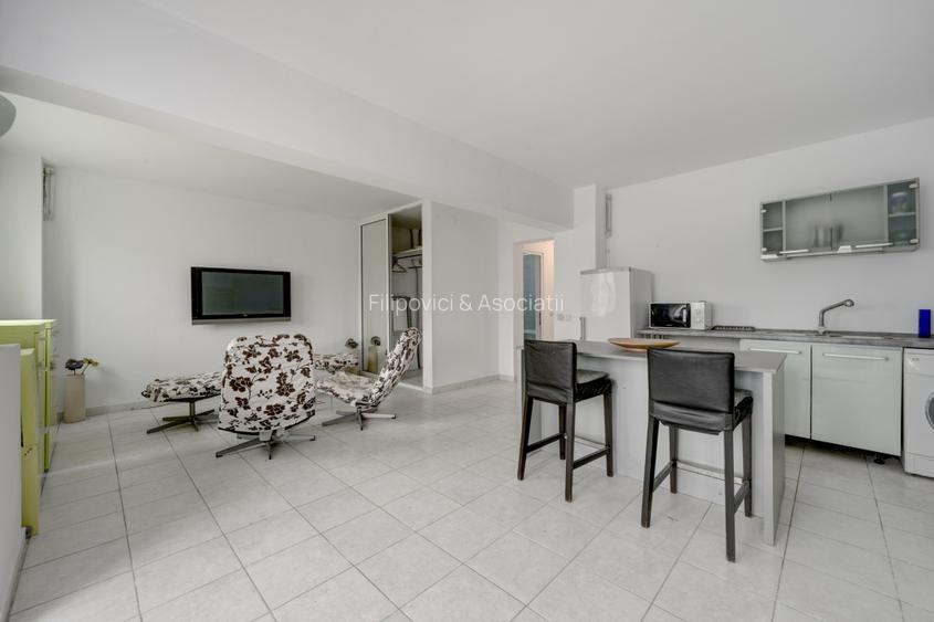 MATEI BASARAB - LABIRINT, APARTAMENT 2 CAMERE 53 MP, BLOC 2001, ETAJ 4! - 5