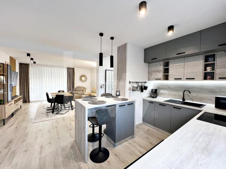 Casa noua 4 cam. moderna, mobilata si utilata, curte. 10 min. de Sibiu  - 12