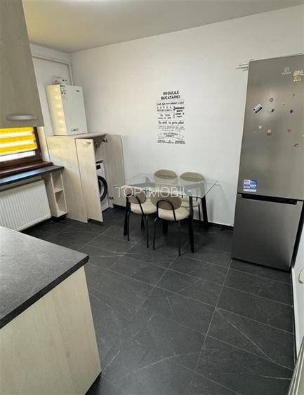 Apartament nou, 1 camera decomandat, mobilat si utilat, loc de parcare inclus, B - 5