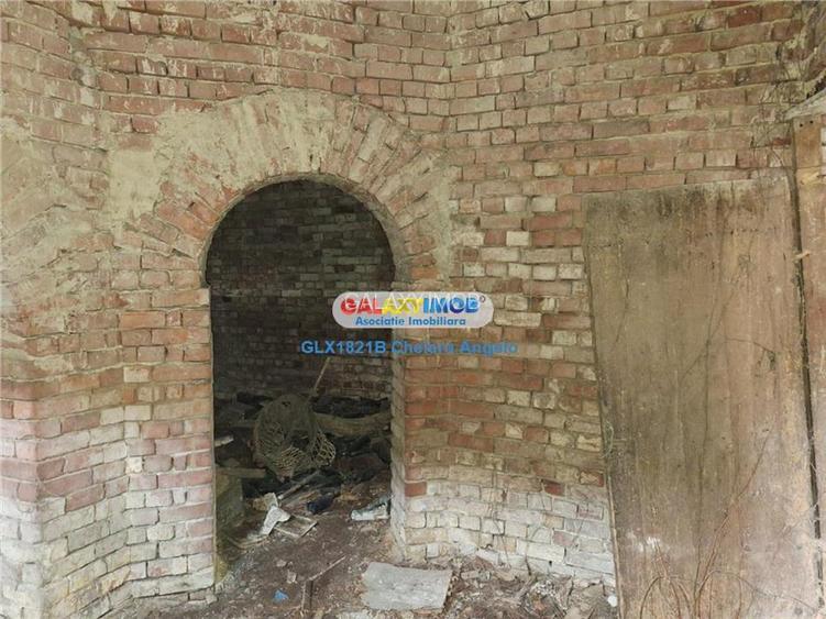 Unirii,Justitiei,vila D+P, impunatoare,supafata 236 mp teren 274 mp - 22