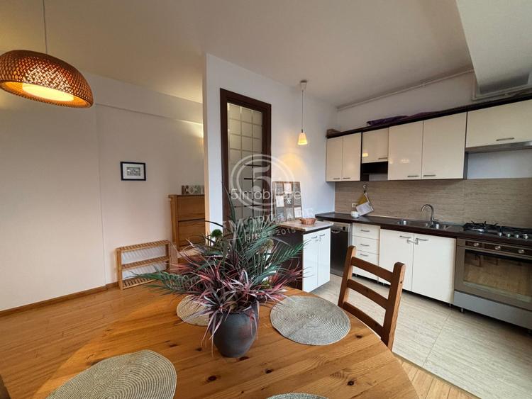 Apartament 3 Camere Spațios | Zona Jiului - 17