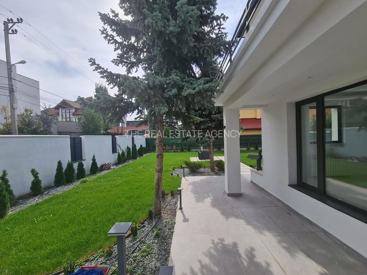 LUX | Casă Individuală | Iancu Nicolae | 10 camere - 17