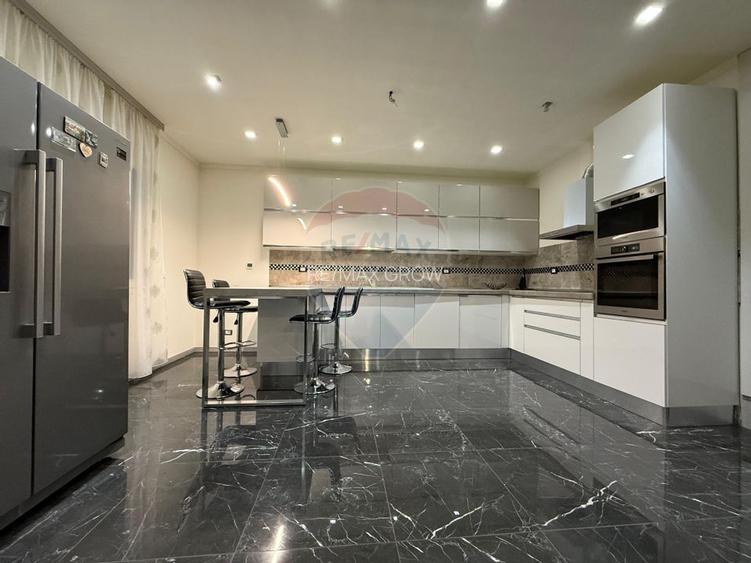 Casă premium cu 5 camere de vânzare în Șerbești, comuna Săucești - 4