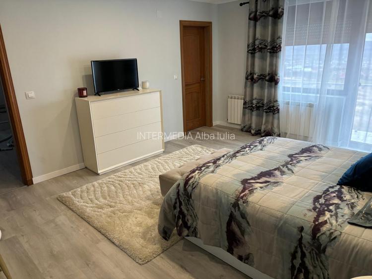 Casa de Lux cu 5 camere pe colina 1000 mp – CETATE SKIT Panorama spectaculoasă - 18