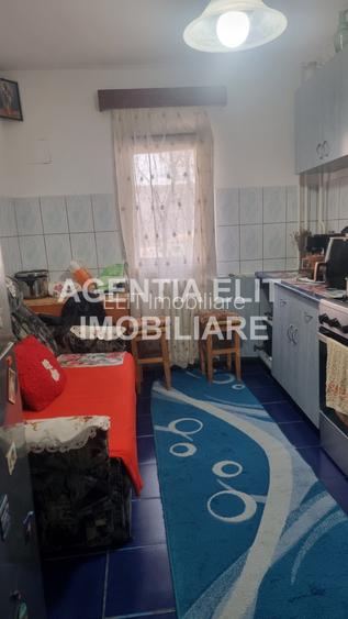 Apartament 2 camere, zona Capat 1, etajul 1 - 7