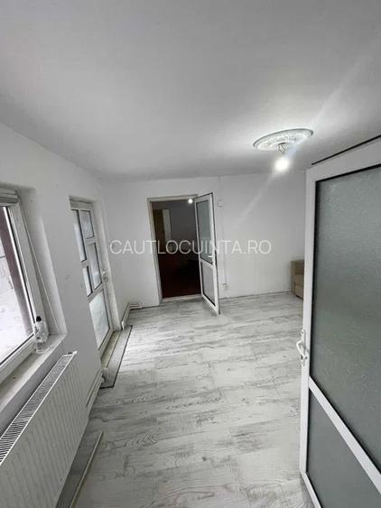 Casa de inchiriat | 4 camere | Curte | Perfecta pentru echipe de muncitori - 5