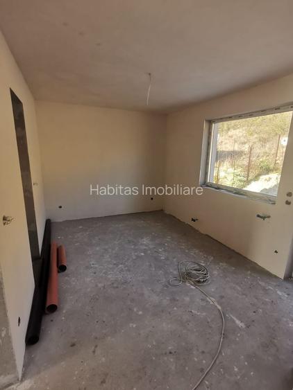 Casa individuala cu terasa,panorama spre lac, garaj, teren 300mp - 7