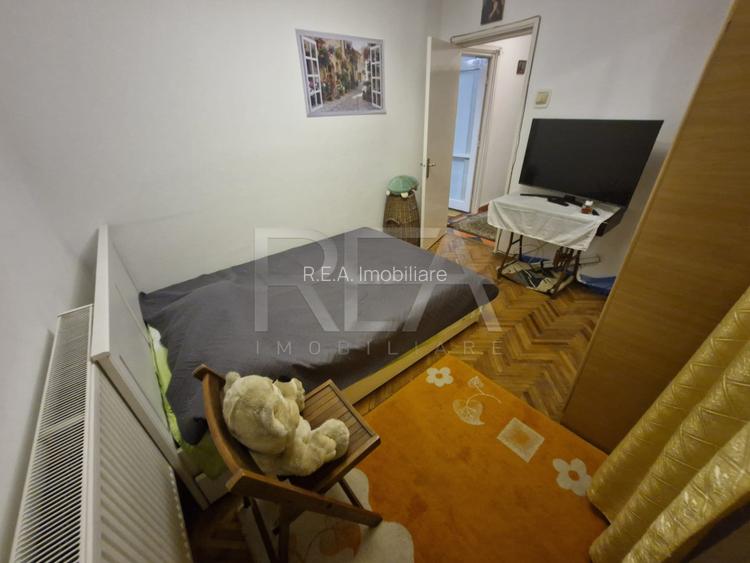 3 camere la etajul 2 Parc Titan - Metrou Titan 10 minute - 10