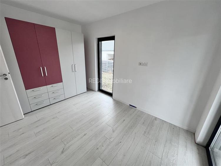 Casa individuala Cristian incalzire in pardoseala si garaj - 15