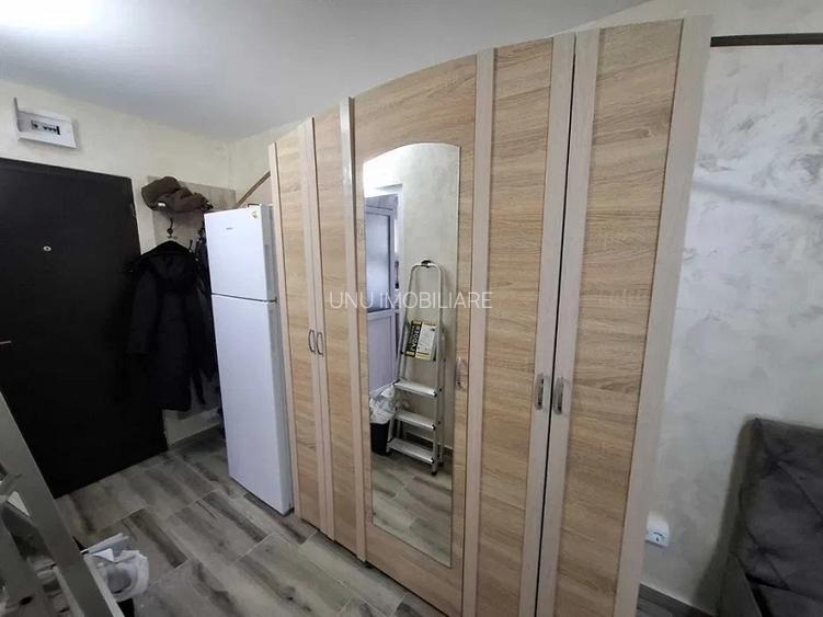 garsoniera - zona Podu Ros - Jumbo - 6