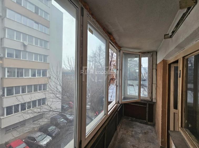 4 camere Dorobanti decomandat, et. 3, an 1980, metrou, 97 mp - 7